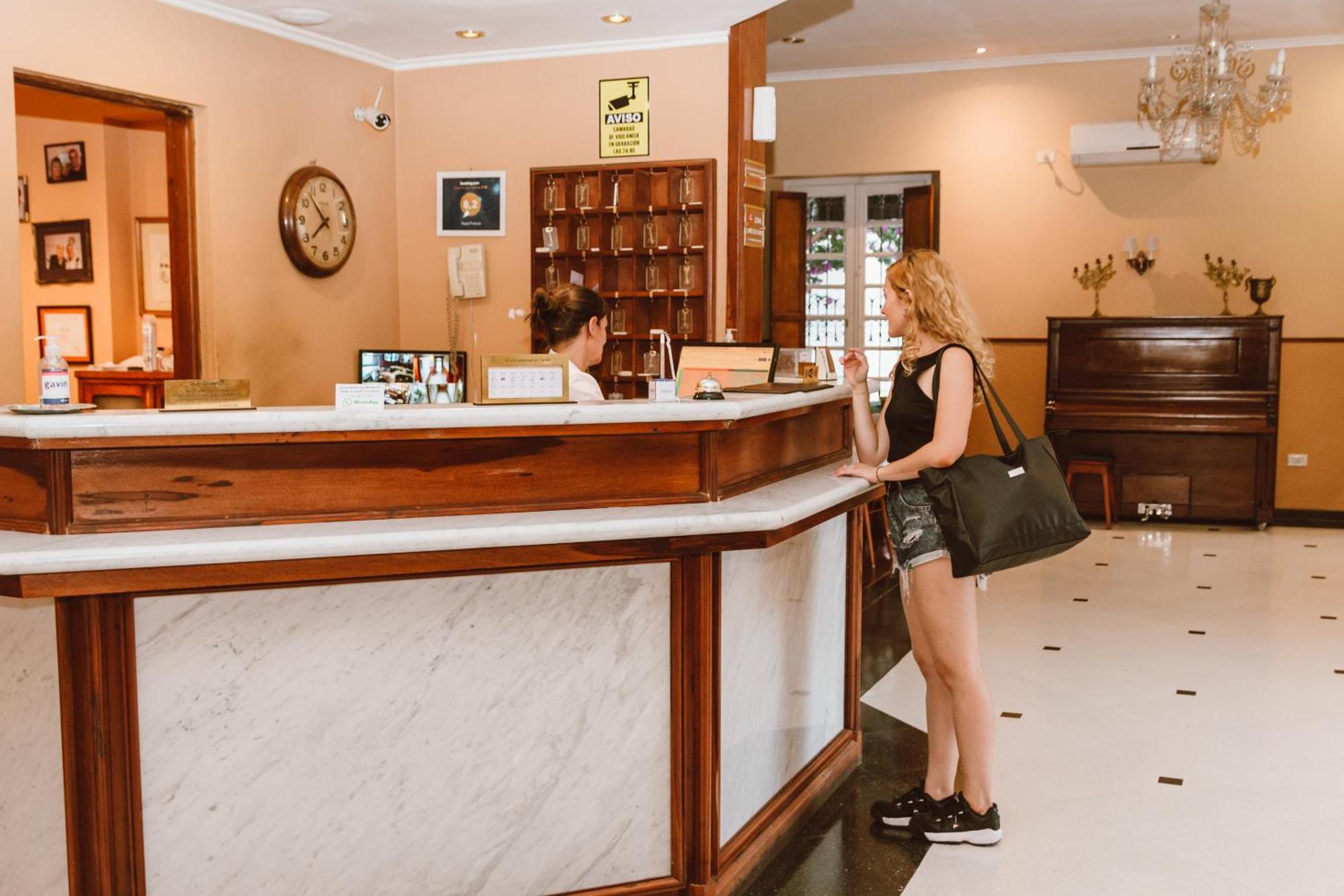 Hotel Francia 坦迪尔 外观 照片